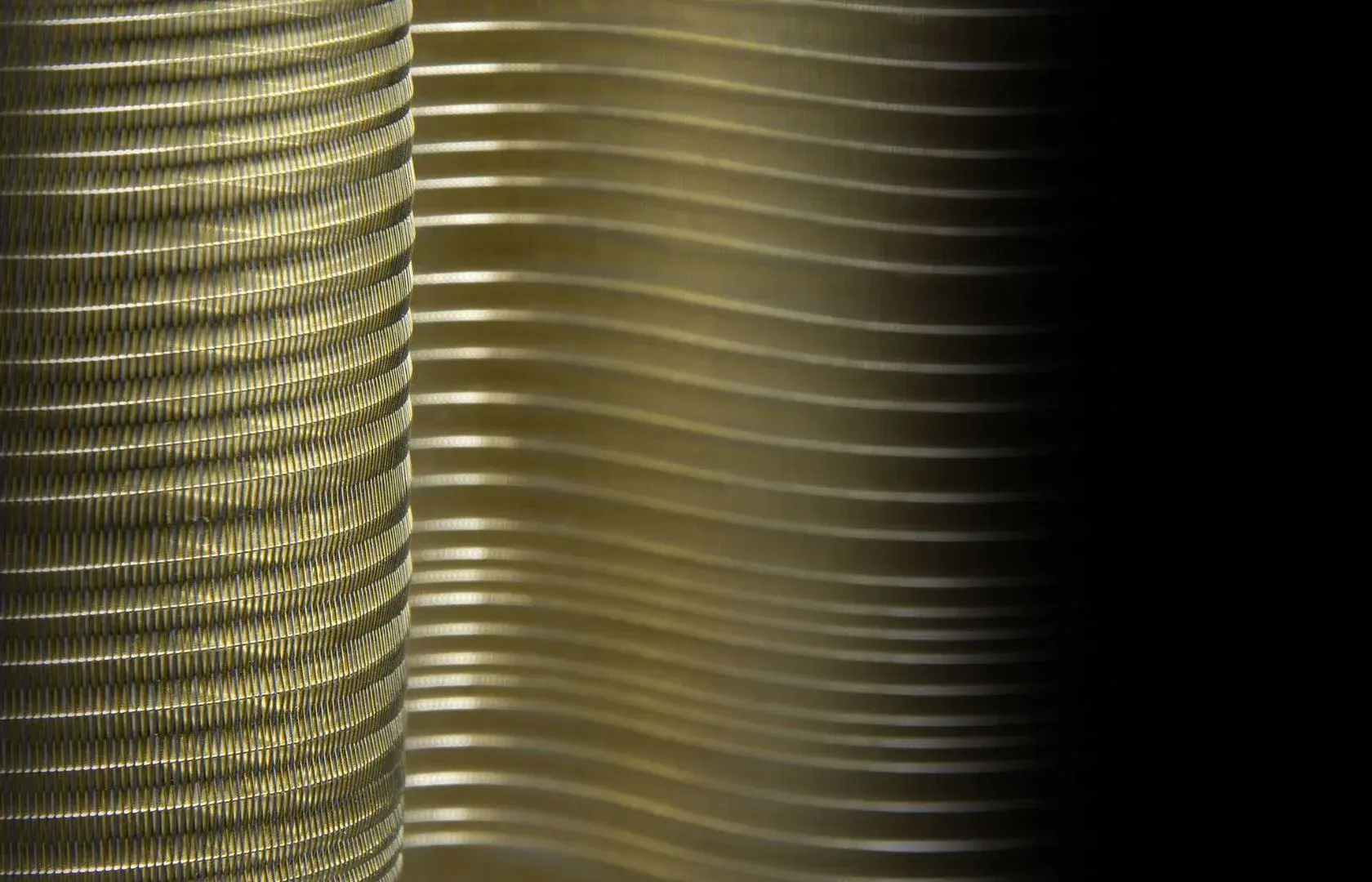Aura Oro (M.RSS.124.SSB) - Woven Mesh detail