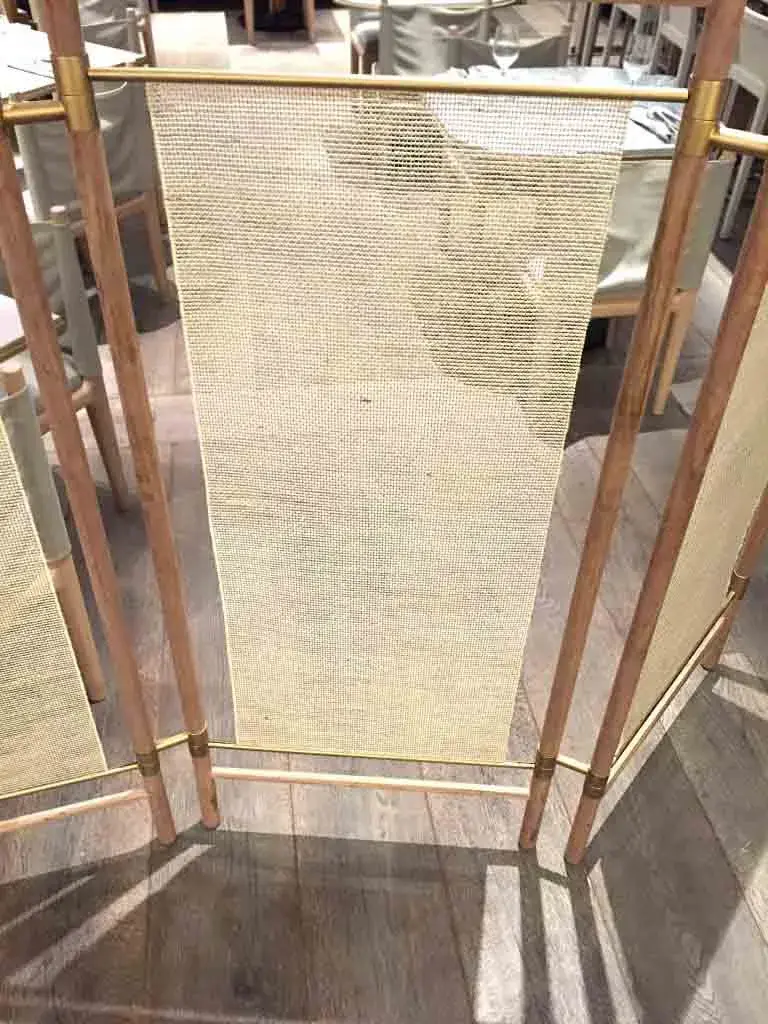 Holt Renfrew – Holt’s Café - Woven Mesh installation (photo 1)
