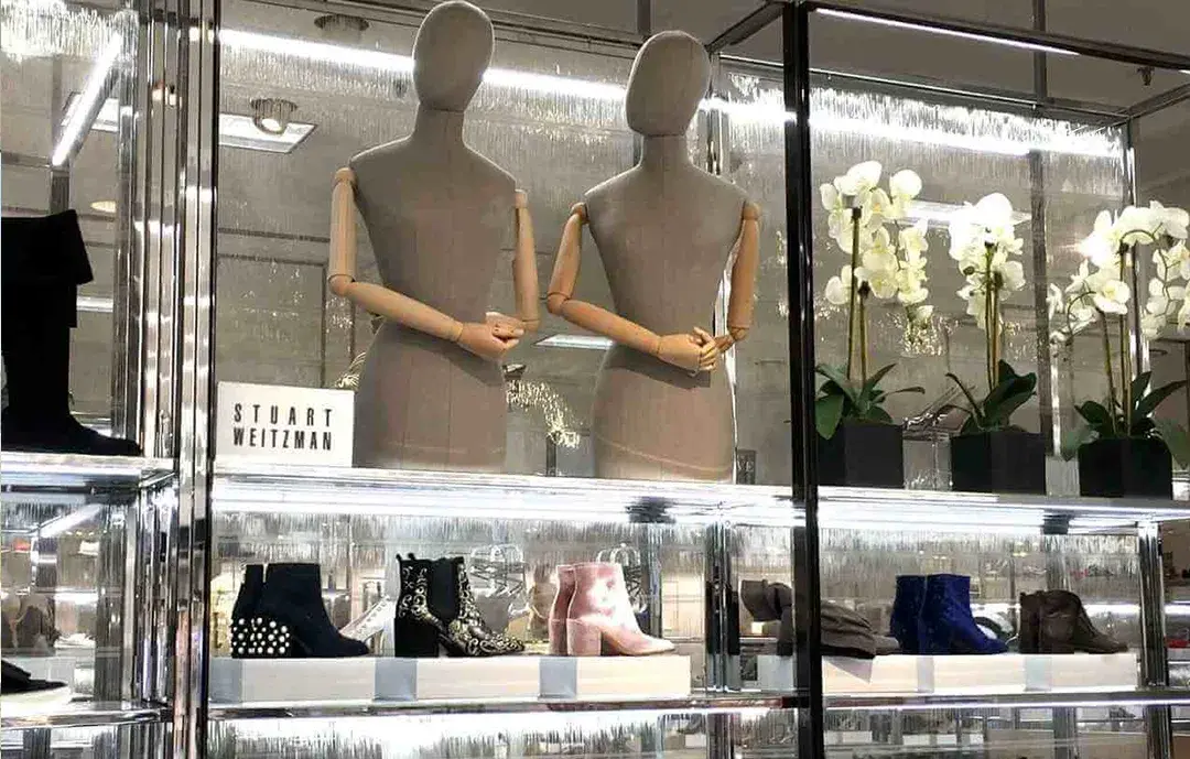 Lord and Taylor - Woven Mesh installation (photo 3)