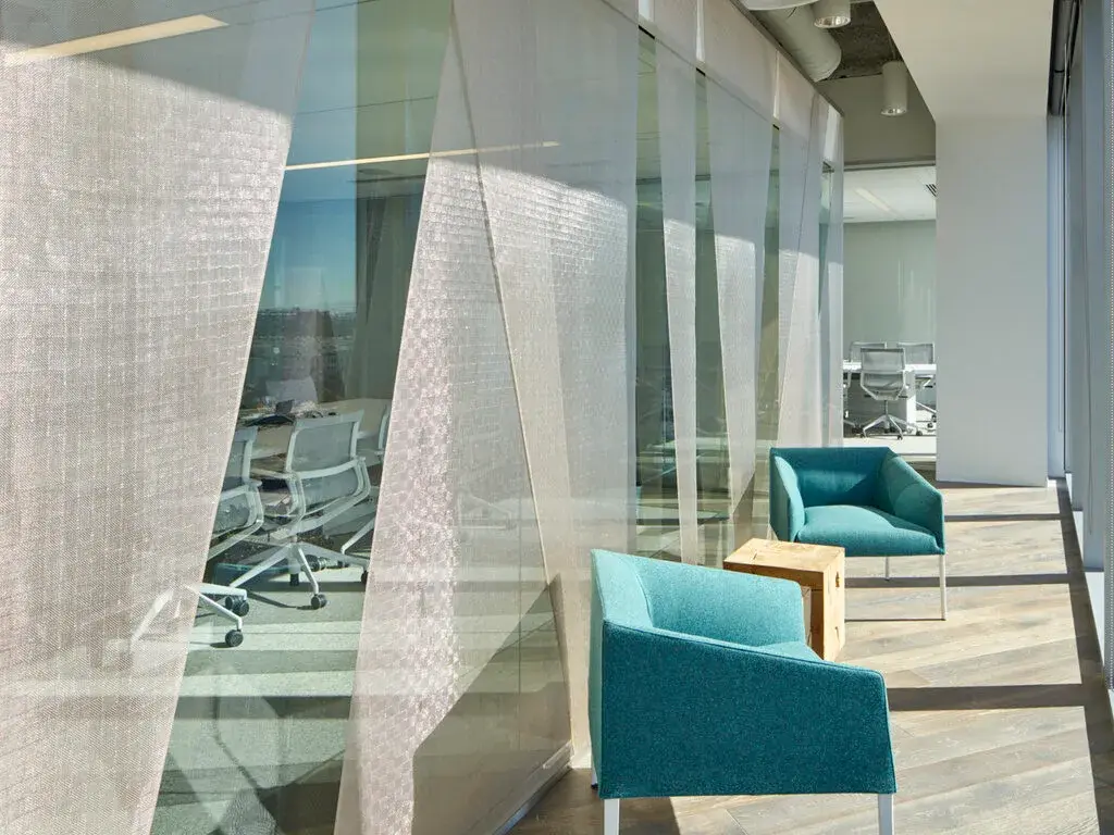 Neustar Office - Woven Mesh installation (photo 1)