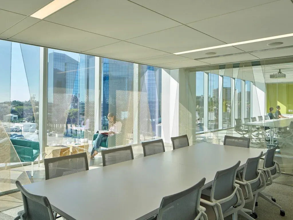 Neustar Office - Woven Mesh installation (photo 2)