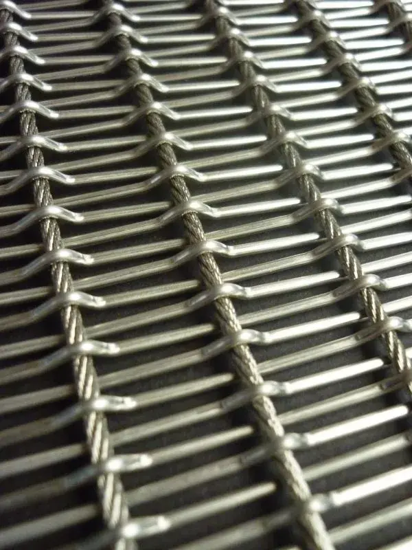 Struttura (MM.419.SS) - Spiral Mesh detail
