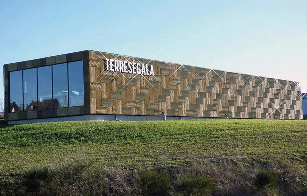 Terre Segala - Expanded Metals installation