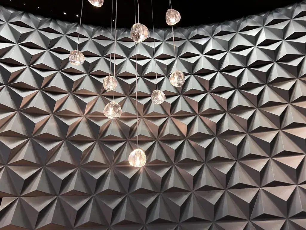 Vitralux - Embossed Metals installation (photo 4)