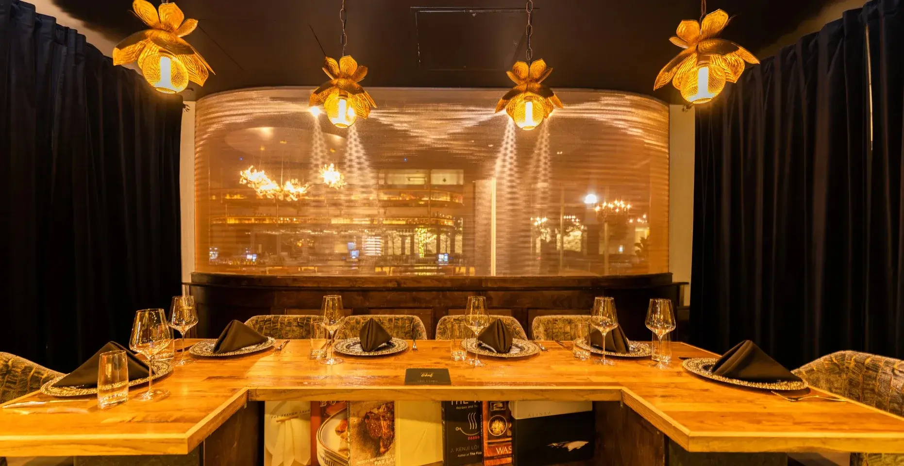 Amrina Restaurant - Maglia Bronzo installation